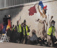 Yellow vest mural